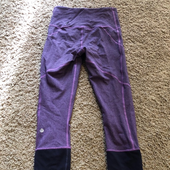 Lululemon rebel runner size 4 - Picture 6 of 7
